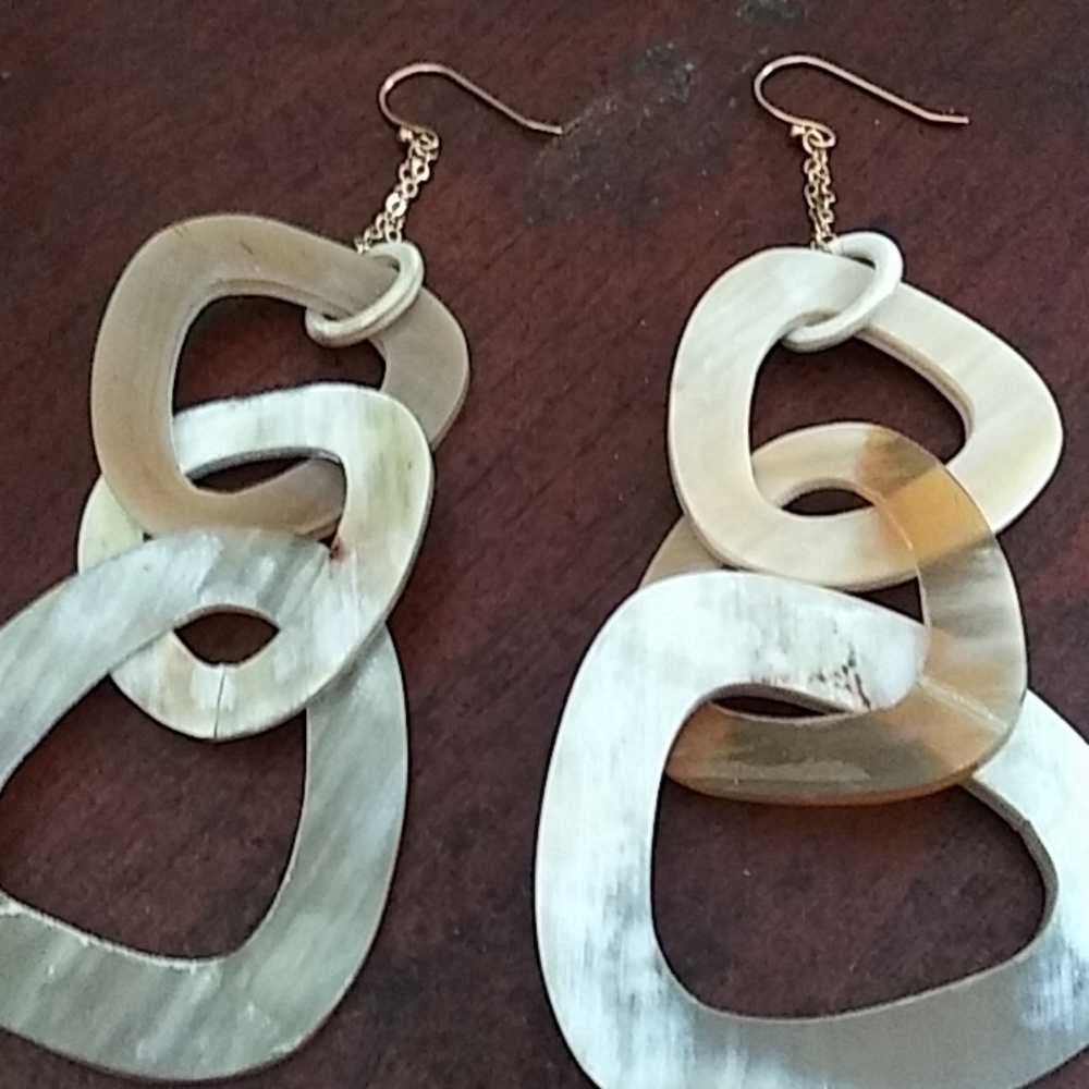 BUFFALO HORN wire earrings nwot